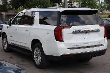2024 GMC Yukon XL 4WD 4dr SLT - Photo 2