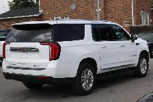 2024 GMC Yukon XL 4WD 4dr SLT - Photo 3