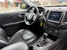 2019 JEEP CHEROKEE TRAILHAWK | 4WD | 1 OWNER | CLEAN CARFAX - Photo 13