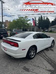 2013 Dodge Charger SXT 4dr Rear-wheel Drive (CERTIFIED) - Photo 5