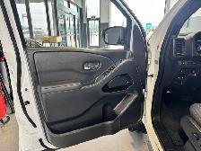 2023 NISSAN Frontier Midnight Edition Ready to be registered AB - Photo 7