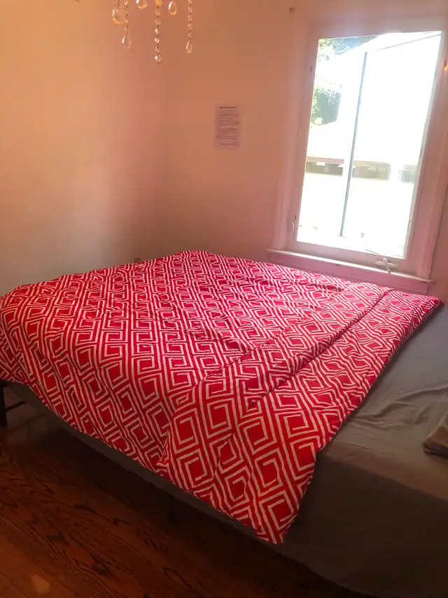 Furnished Room for Rent in Scarborough (Weekly Payment Option)