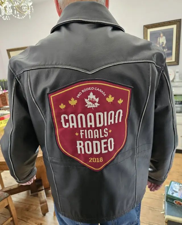 First CFR Rodeo Red Deer Leather Coat & Vest 2018 like new condi