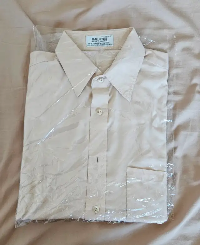 MEN'S SHORT SLEEVE SHIRT (X-LARGE)