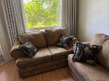 Hide a bed & Love seat - Photo 3