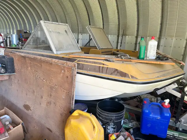 Small boat! 75 horse power motor
