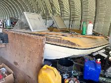 Small boat! 75 horse power motor