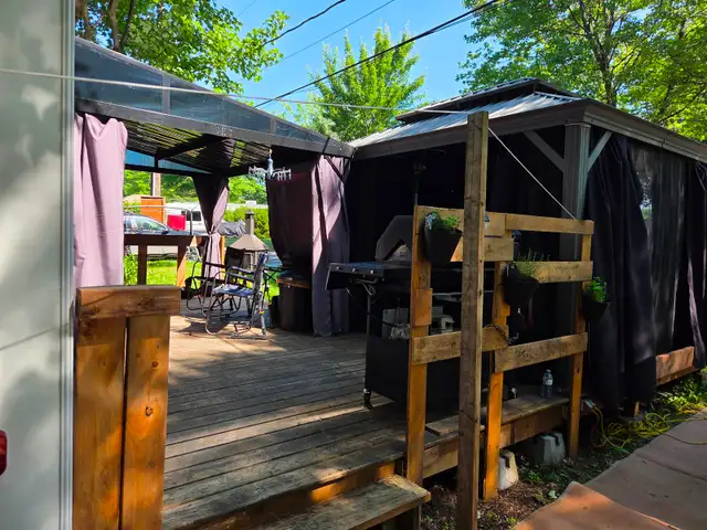 Roulotte a vendre au camping du Lac Morin