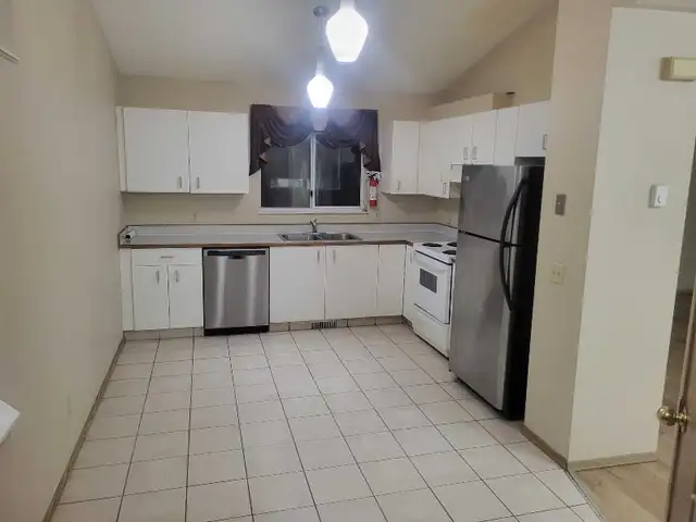 House for rent in martindale