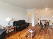 furnished room for rent in Thorncliffe park dr - Photo 2