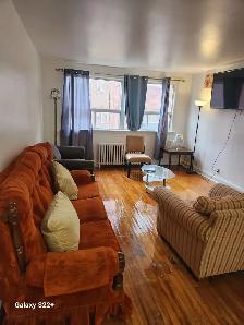 furnished room for rent in Thorncliffe park dr - Photo 9