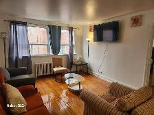 furnished room for rent in Thorncliffe park dr - Photo 10