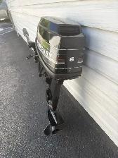Outboard Motor - Photo 2