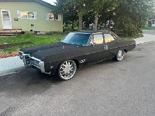 1968 Pontiac Laurentian