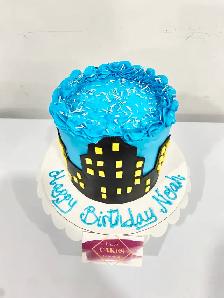 Custom Cakes , birthday cakes, skyline cake - Photo 3