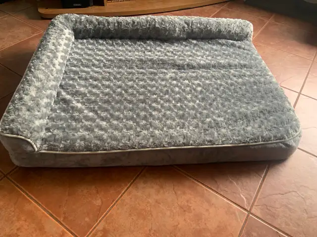Med/Large Dog Bed
