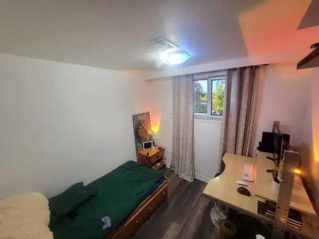 Room for Rent - Toronto