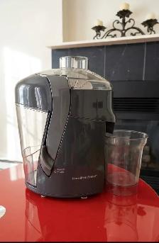 Hamilton Beach - Big Mouth Juice Extractor - Photo 2