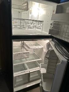 black fridge - Photo 4