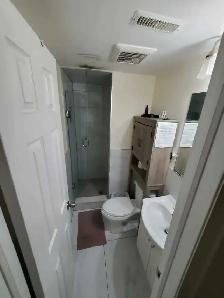Air Conditioned Basement Room for Rent Available July 1st - Photo 5