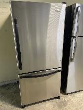 Réfrigérateur stainless 30'' congélateur en bas Whirlpool