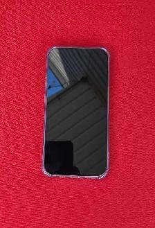 iPhone 15 - Photo 2