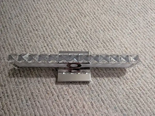 Free Light Fixture