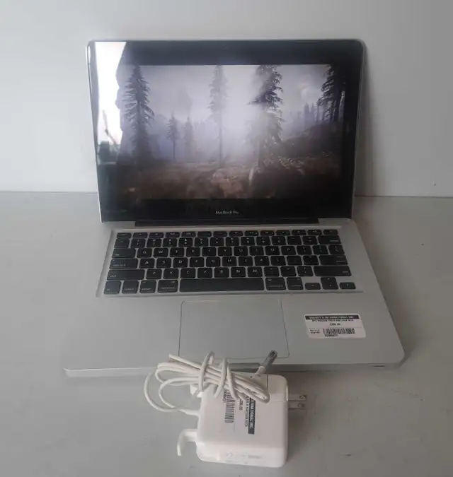 2012 MacBook Pro I5 8GB/128GB Laptop (29386921)