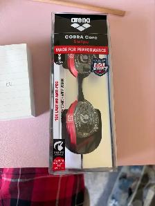 NEW Arena Cobra Core Swipe Swim Goggles – Smoke/Red (003930-450)