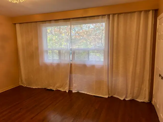 $1200-Master bedroom with private bathroom  at Steeles/Bathurst