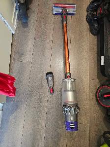 Dyson Cyclone V10 Absolute