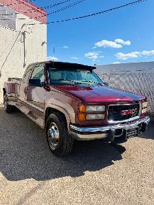 1997 GMC 3500 4 x 4 dually - Photo 2