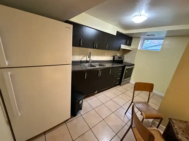 2 bedroom 1 bathroom basement