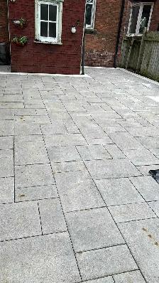 Skilled Interlock Installers & General Labourers - Photo 2