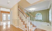 Luxury 4 BR Detached House for Rent in Prime Location Newmarket - Photo 4