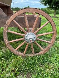 Mennonite Wagon - Photo 3