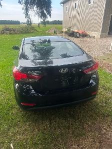 2016 Hyundai Elantra manual transmission - Photo 4