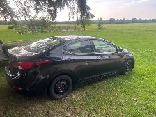 2016 Hyundai Elantra manual transmission - Photo 5