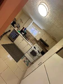 Private Room for Rent – Shared Basement - Photo 2