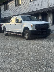 2017 Ford Super Duty F-350 SRW ALUMINUM LIFT GATE , FUEL TANK —