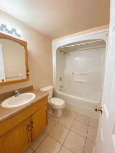STUDENT BEDROOMS FOR 8 MONTH LEASE IN GUELPH - Photo 3