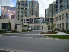 YONGE-FINCH 1-bedroom Mona Lisa Luxury Condo,TTC Subway at door