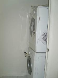 YONGE-FINCH 1-bedroom Mona Lisa Luxury Condo,TTC Subway at door - Photo 6