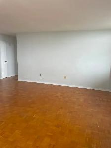 3460 Keele Street - APARTMENT AVAILABLE FOR RENT - Photo 2