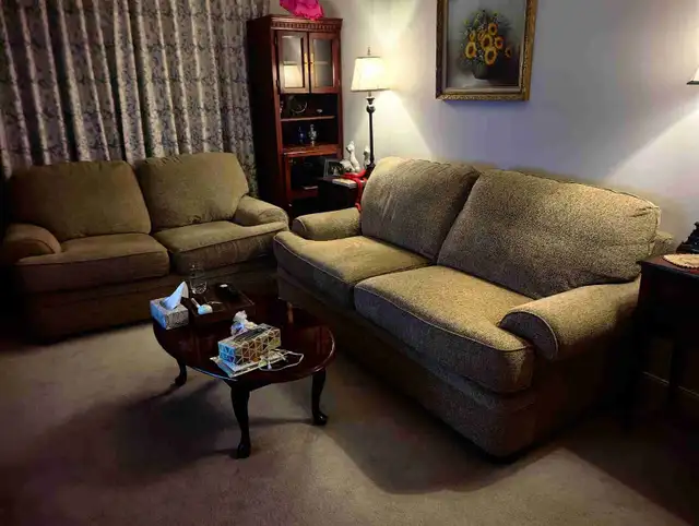 COUCHES sets for sitting room