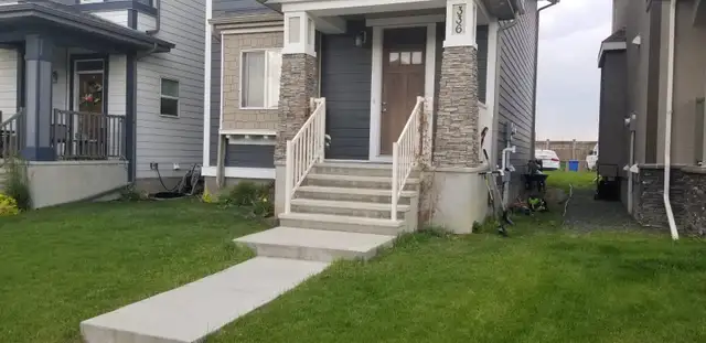 Beautiful House available for rent to live in and open Day Home