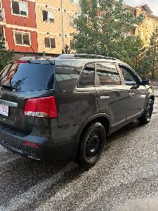 2011 Kia Sorento Awd 380,000Km $1200Firm - Photo 7