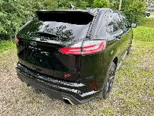2022 Ford Edge ST AWD Clean Carfax | Pano Roof | Cooled Seats - Photo 5