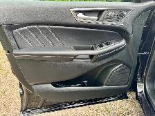 2022 Ford Edge ST AWD Clean Carfax | Pano Roof | Cooled Seats - Photo 31