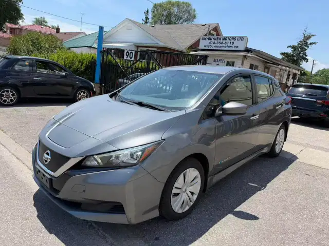 2018 Nissan Leaf SV Hatchback